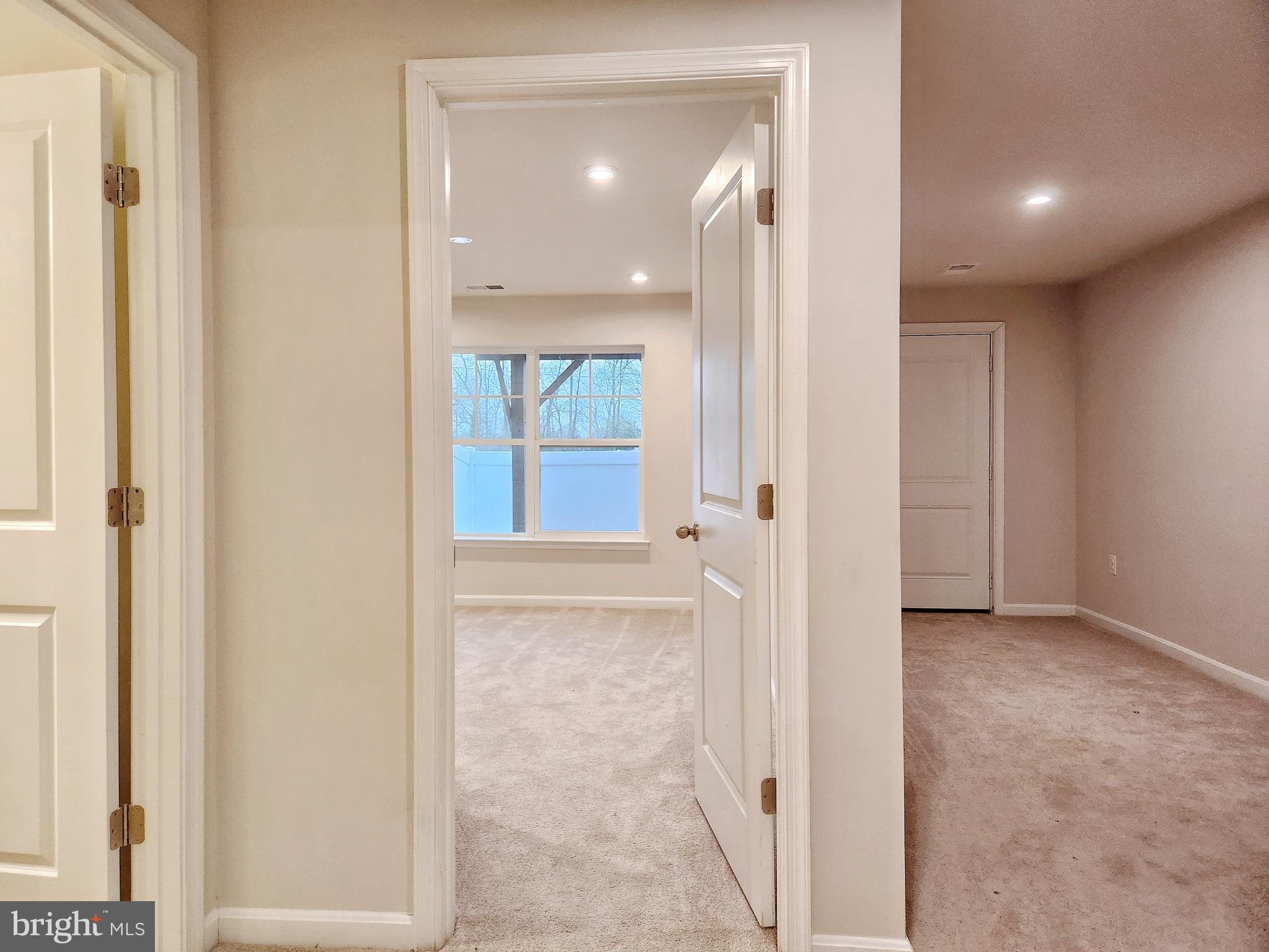 18259 Summit Pointe Drive Triangle, VA 22172 - Photo 28 of 36