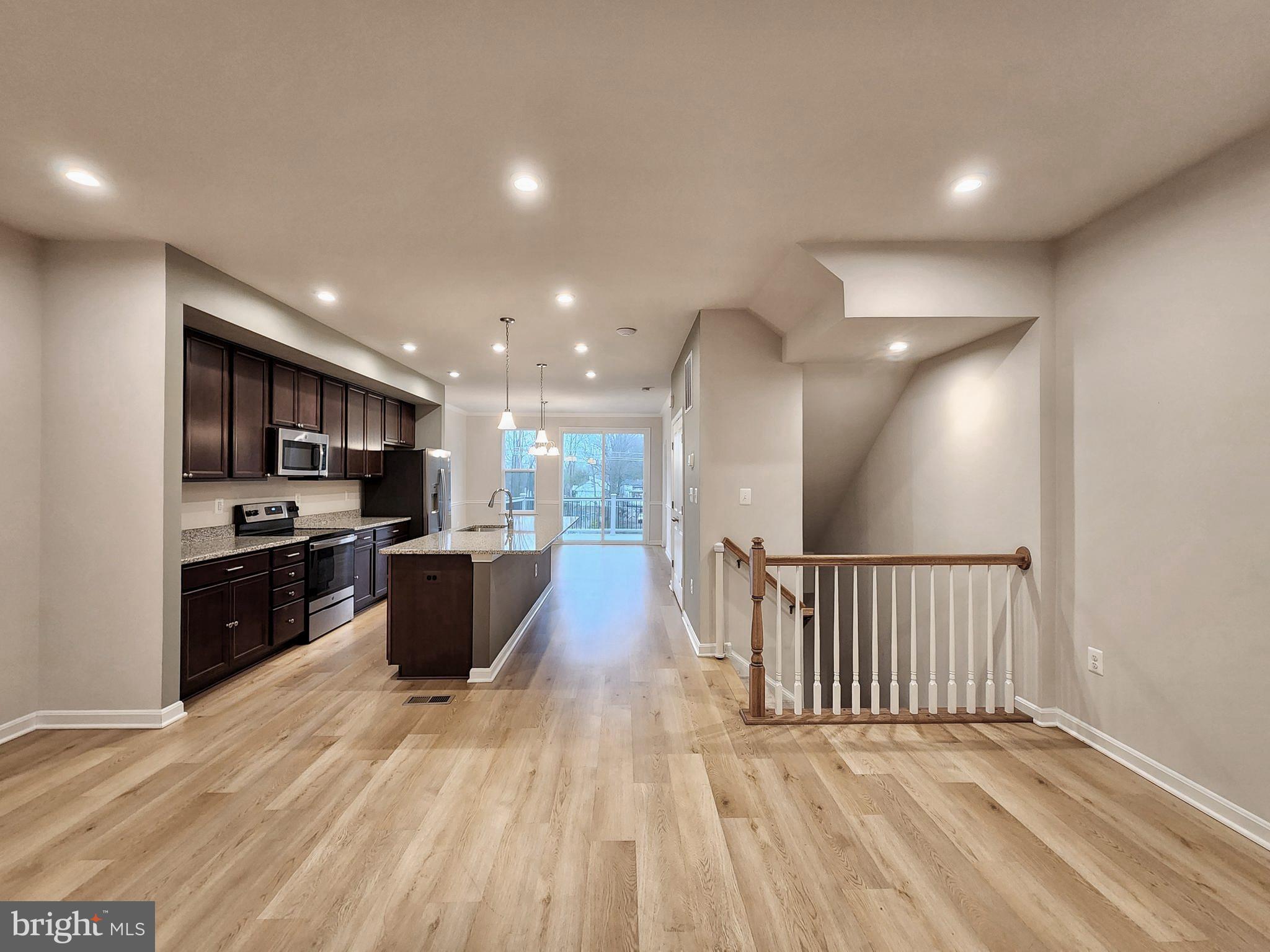 18259 Summit Pointe Drive Triangle, VA 22172 - Photo 6 of 36