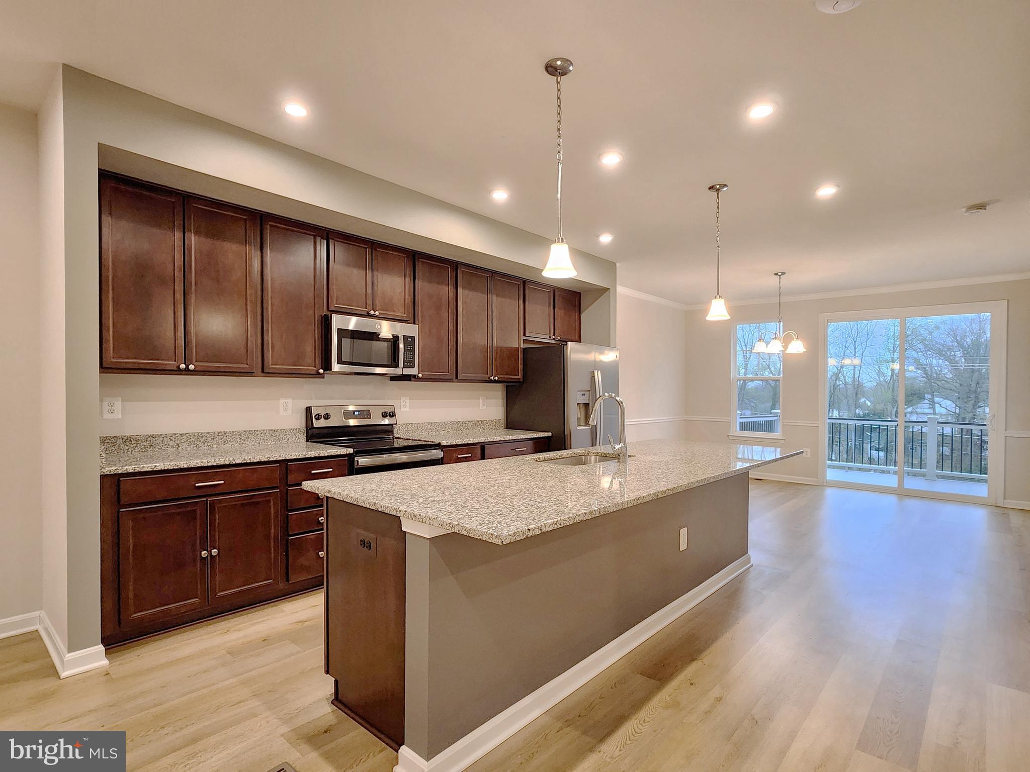 18259 Summit Pointe Drive Triangle, VA 22172 - Photo 8 of 36