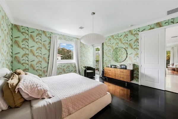 $19,900 | 1898 South Miami Avenue, Miami, FL 33129