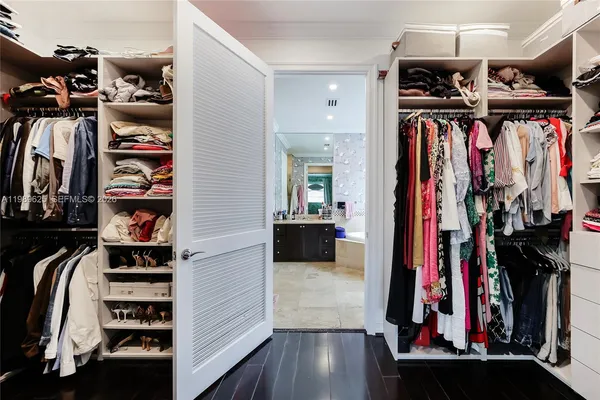 $19,900 | 1898 South Miami Avenue, Miami, FL 33129