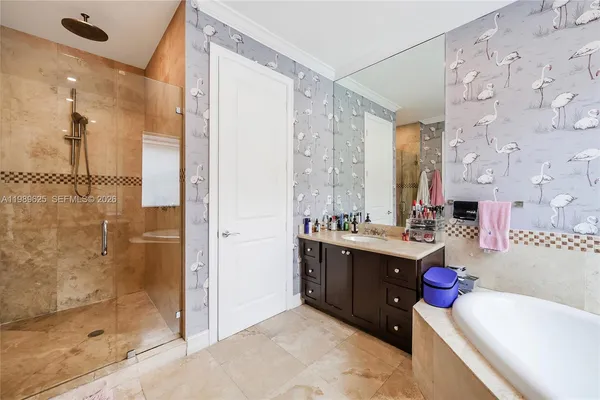 $19,900 | 1898 South Miami Avenue, Miami, FL 33129