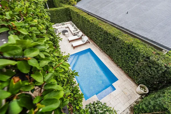 $19,900 | 1898 South Miami Avenue, Miami, FL 33129