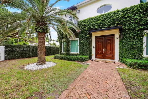 $19,900 | 1898 South Miami Avenue, Miami, FL 33129