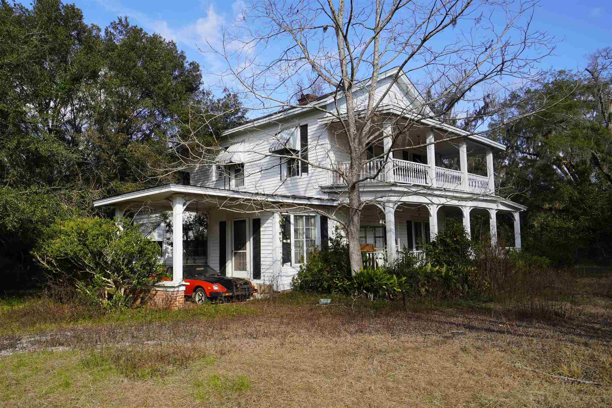 6872 Henderson Drive Bagdad, FL 32583 - Photo 2 of 44 Main House