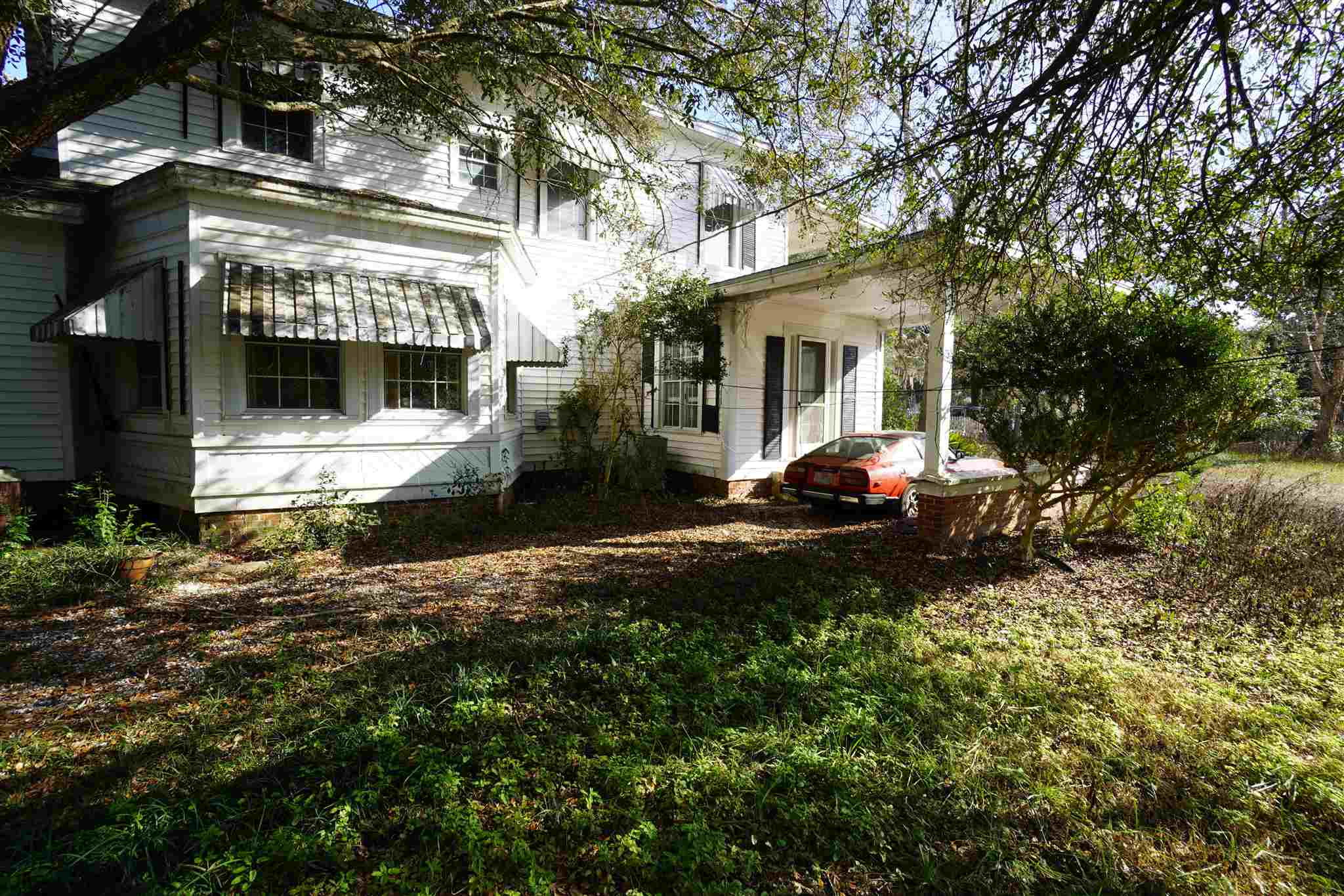 6872 Henderson Drive Bagdad, FL 32583 - Photo 22 of 44 Main House