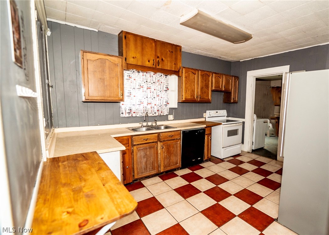337 3rd Street Northwest New Philadelphia, OH 44663 - Photo 14 of 24