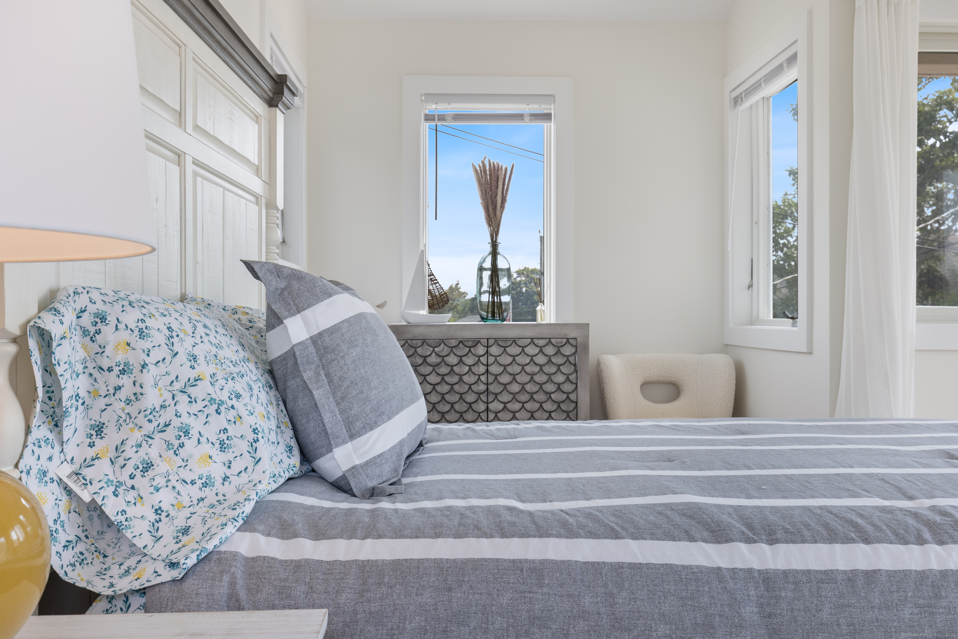 176 Shore Road Clinton, CT 06413 - Photo 17 of 40