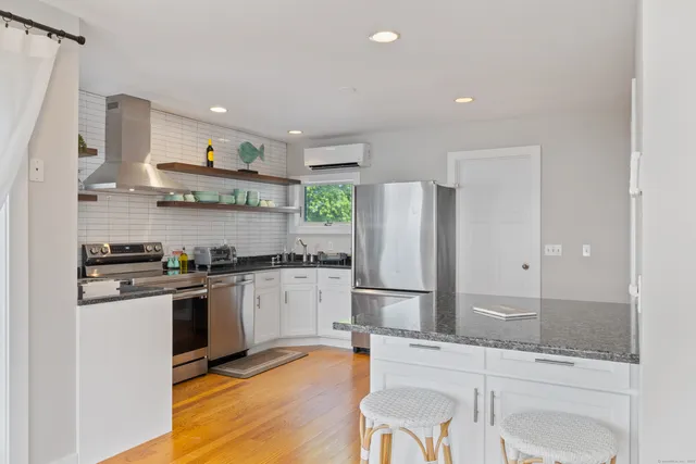 $1,050,000 | 176 Shore Road, Clinton, CT 06413