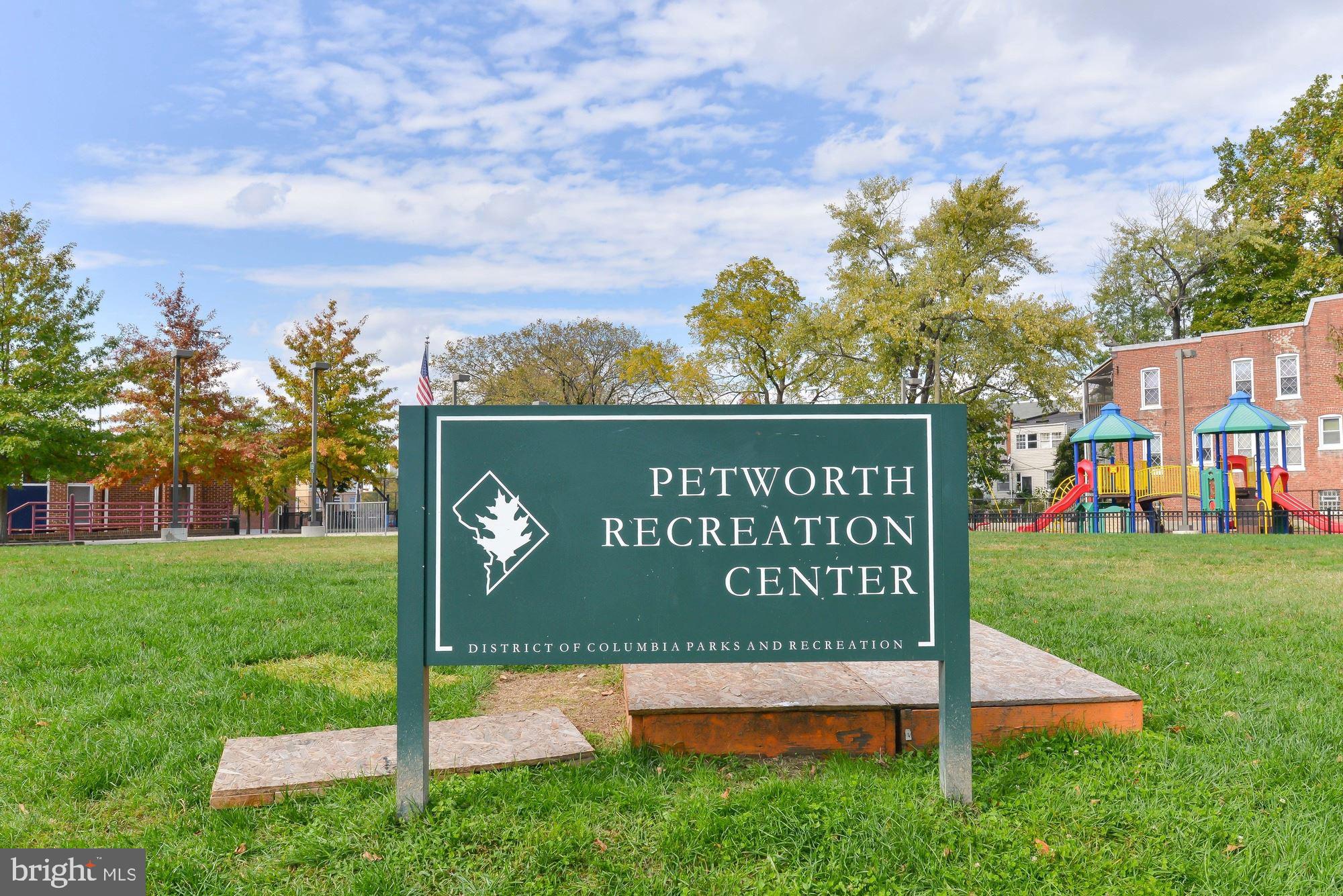1021 Spring Road Northwest, Unit 1 Washington, DC 20010 - Photo 27 of 27 a sign on the side of the road