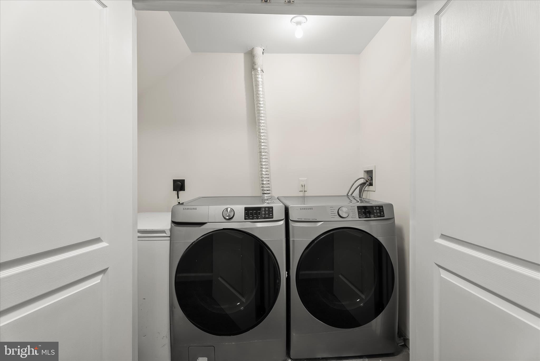 2631 Cameron Way Frederick, MD 21701 - Photo 66 of 86 Laundry Room