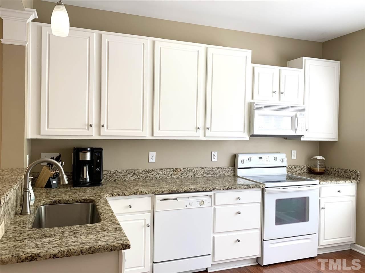 8482 Central Drive Raleigh, NC 27613 - Photo 6 of 23