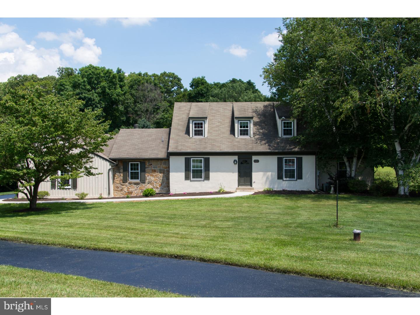 842 Meadowview Road Kennett Square, PA 19348 - Photo 1 of 19 Exterior Front