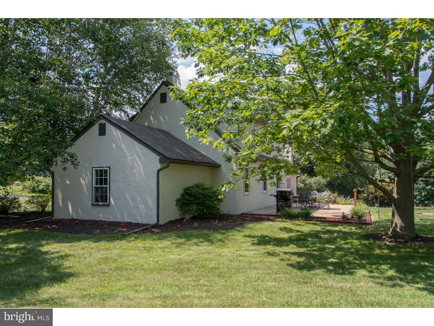 842 Meadowview Road Kennett Square, PA 19348 - Photo 16 of 19 Exterior Side