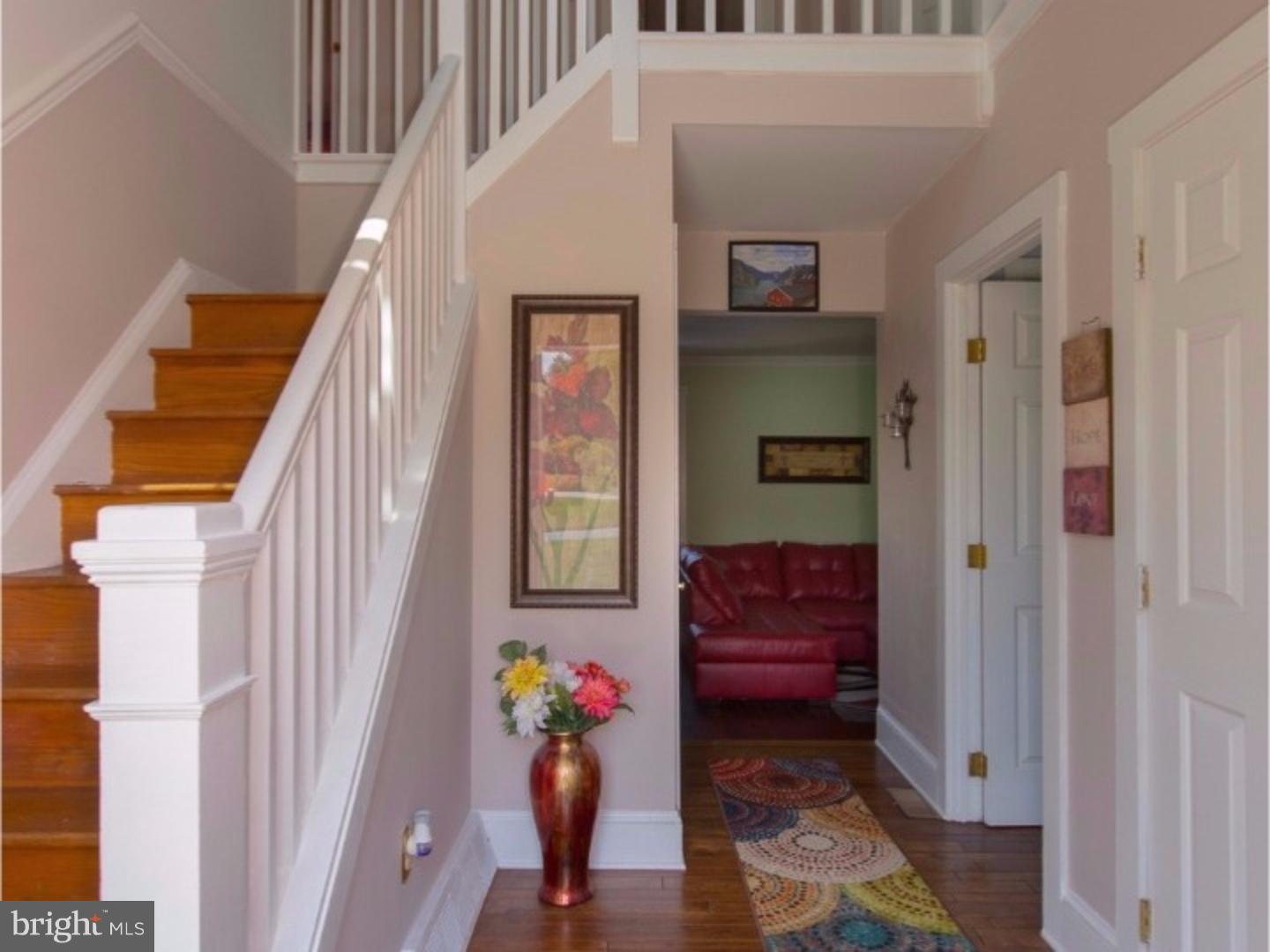 842 Meadowview Road Kennett Square, PA 19348 - Photo 3 of 19 Foyer