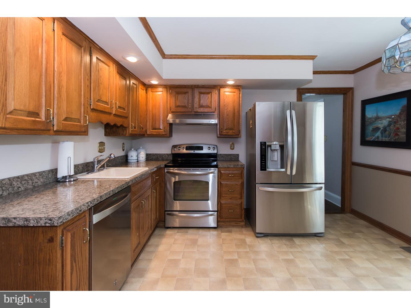 842 Meadowview Road Kennett Square, PA 19348 - Photo 7 of 19 Kitchen