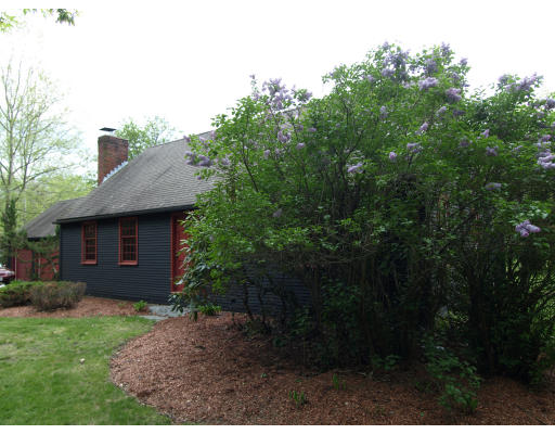 58 Farm Road Bolton, MA 01740 - Photo 4 of 13