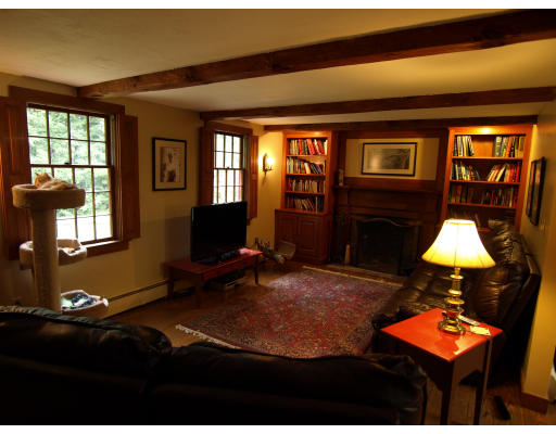 58 Farm Road Bolton, MA 01740 - Photo 8 of 13