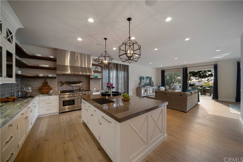 13 Marbella Dana Point, CA 92629 - Photo 5 of 25