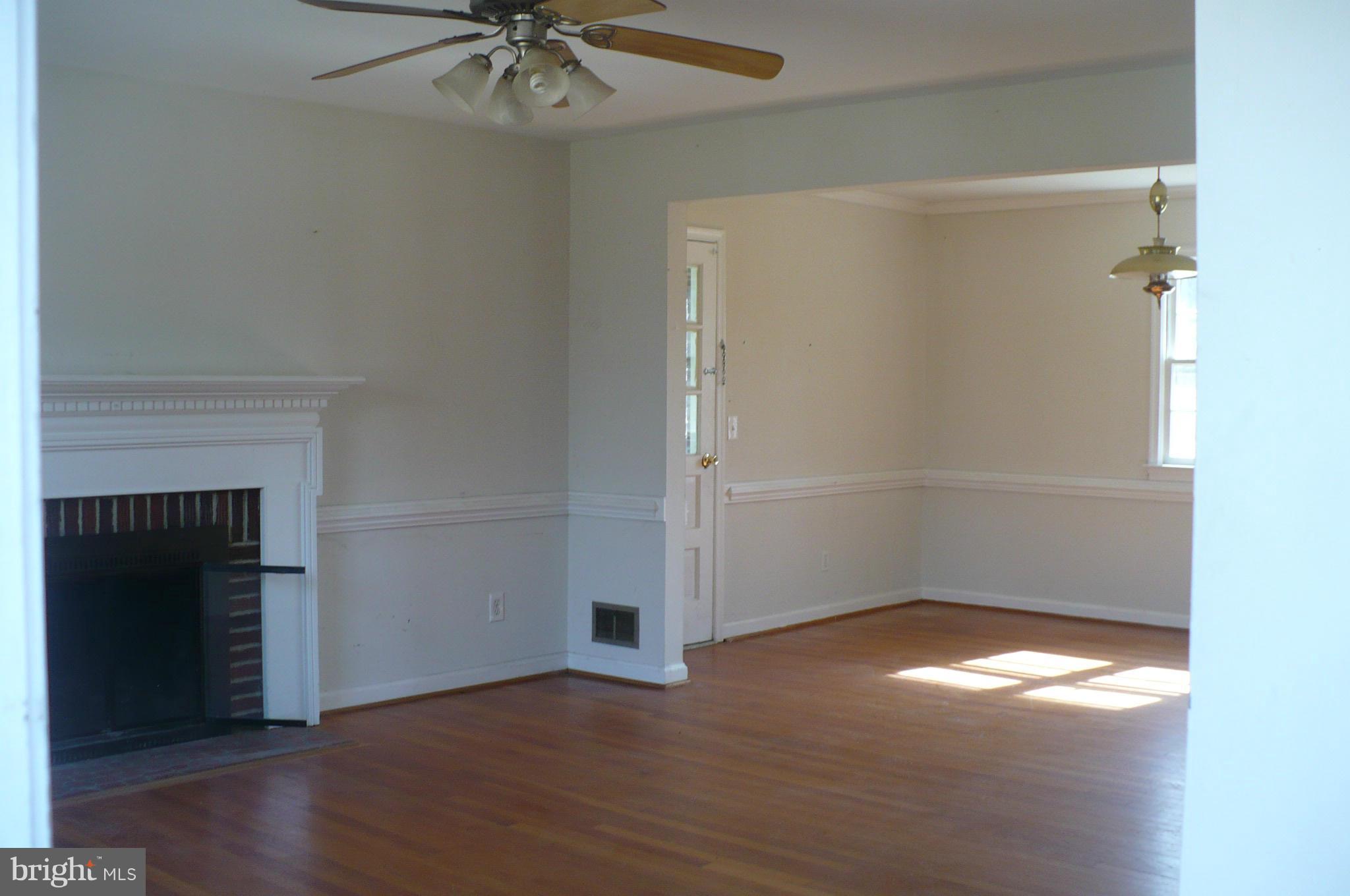 20023 Beaver Dam Road Beaverdam, VA 23015 - Photo 2 of 12 Open concept living and dining