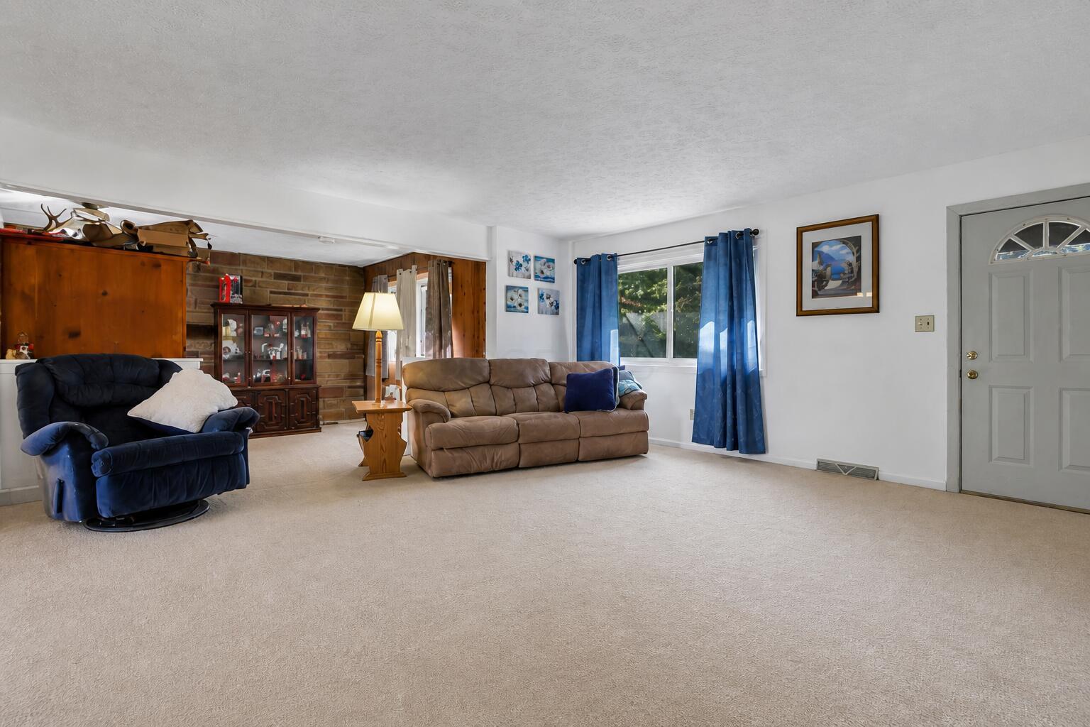 4464 Reynolds Road Centerburg, OH 43011 - Photo 3 of 35 no rug 1