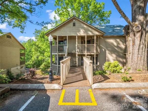 $139,000 | 160 Whitney Boulevard, Unit 25, Lake Lure, NC 28746