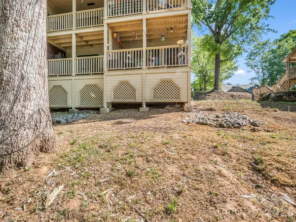 $139,000 | 160 Whitney Boulevard, Unit 25, Lake Lure, NC 28746