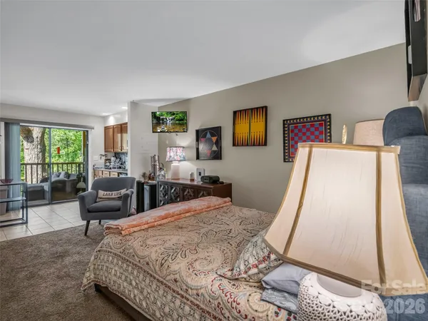 $139,000 | 160 Whitney Boulevard, Unit 25, Lake Lure, NC 28746