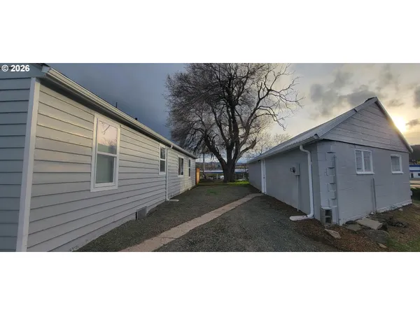 $349,950 | 1123 West 2nd Street, The Dalles, OR 97058