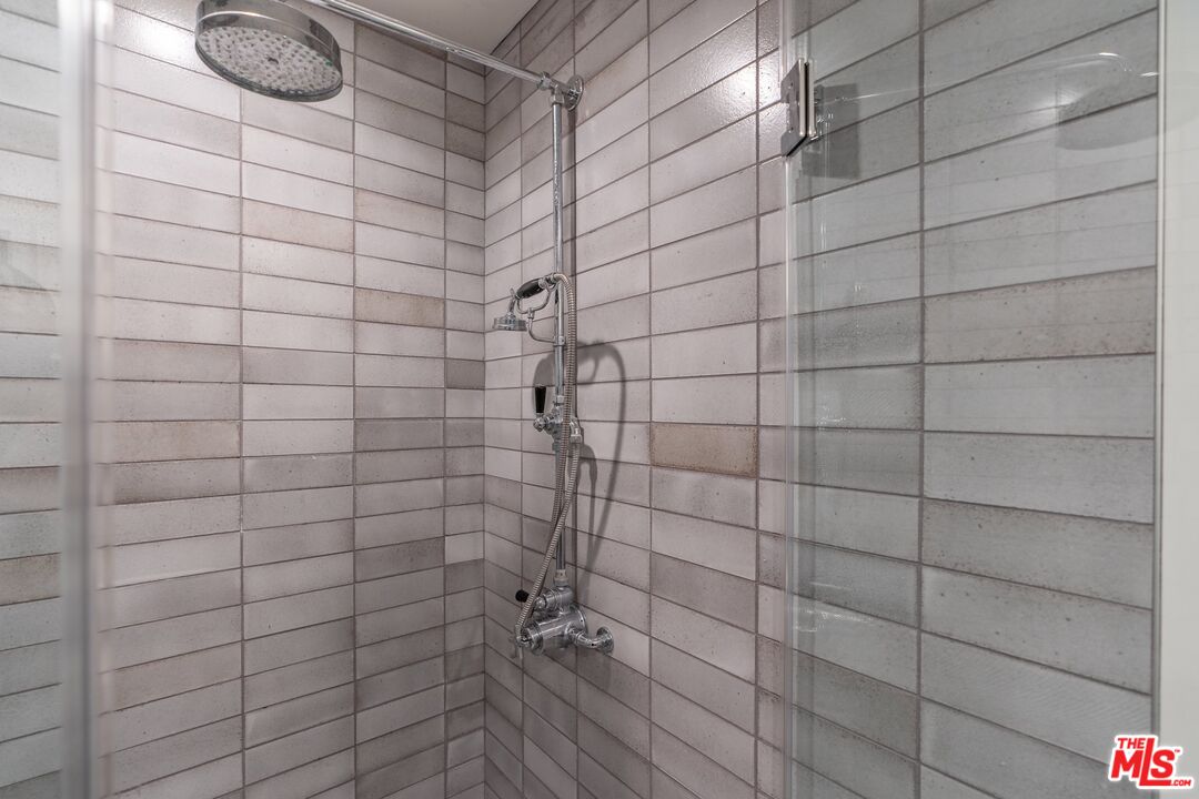 1643 Queens Road Los Angeles, CA 90069 - Photo 29 of 44 a bathroom with a shower