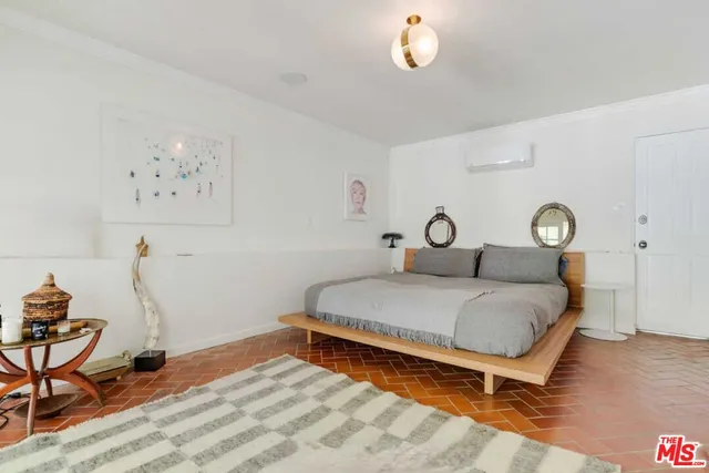 $16,000 | 1643 Queens Road, Los Angeles, CA 90069