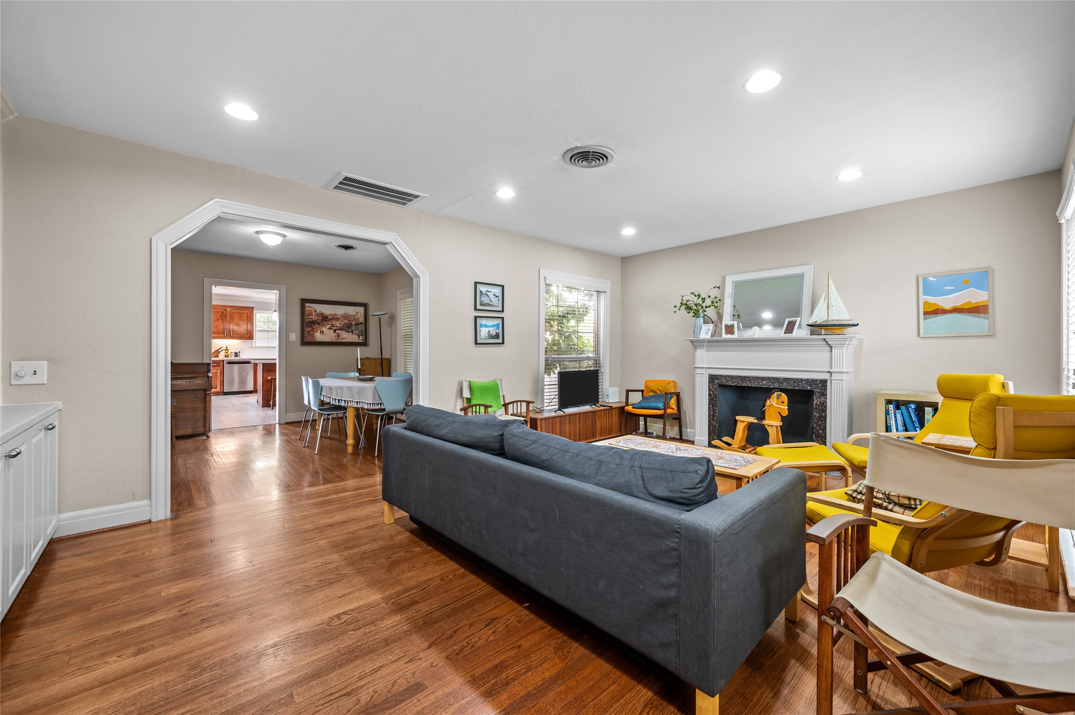 2311 Addison Road Houston, TX 77030 - Photo 27 of 44