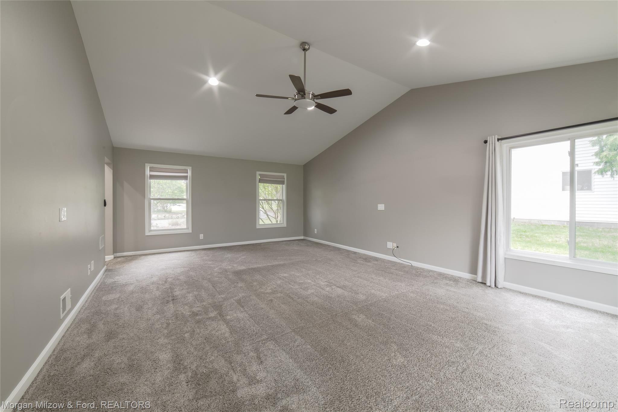 9519 Cedargrove Road Clarkston, MI 48348 - Photo 15 of 58 9515 Cedargrove-19.jpg