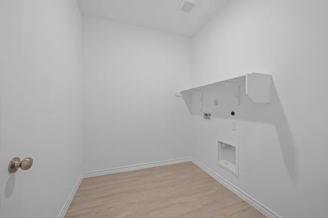 $289,990 | 1810 Glacier Gorge Trail, Dayton, TX 77535