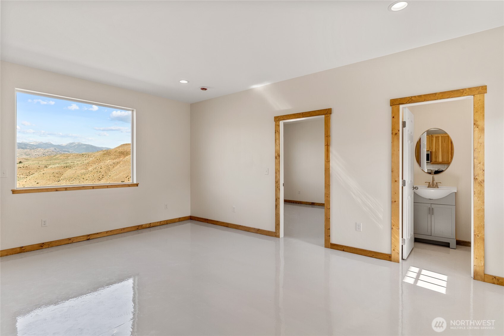 2 Island View Lane Methow, WA 98834 - Photo 13 of 30