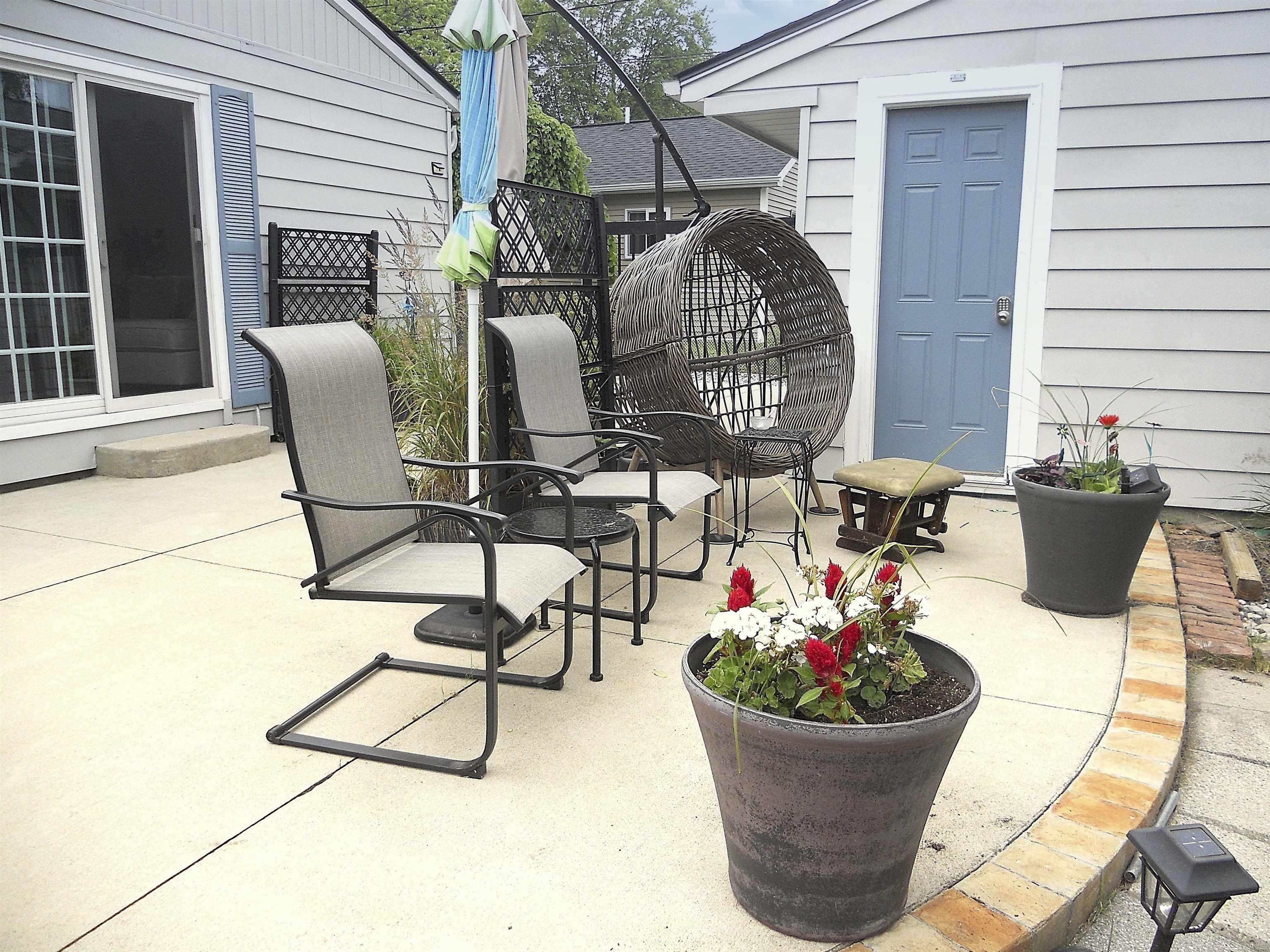 625 Rewold Drive Rochester, MI 48307 - Photo 60 of 69 50213110-2aea1005-bde9-4eb1-83db-e0b8e30466cb.JPG