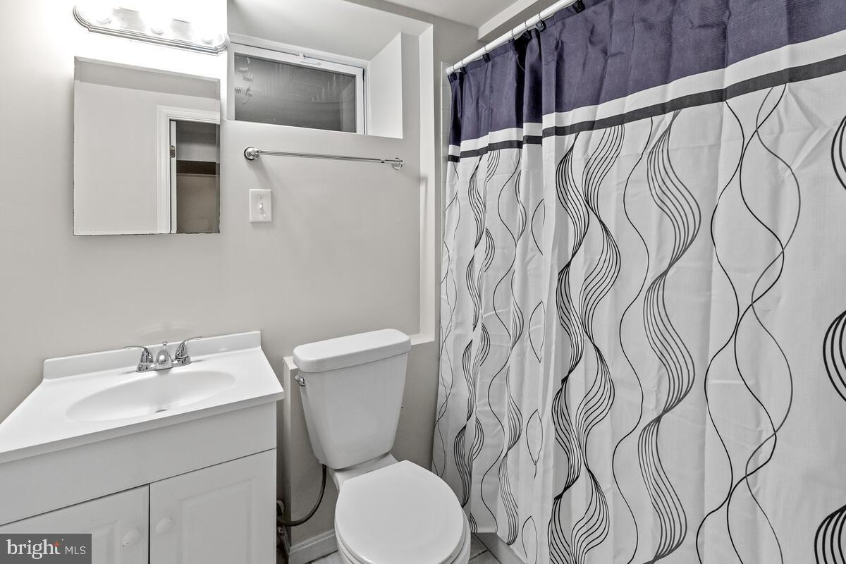 7906 Yellow Springs Road Frederick, MD 21702 - Photo 25 of 35 Lower Level bath