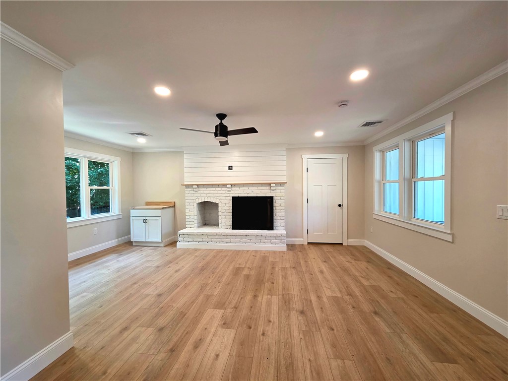 513 Knotty Oak Road Coventry, RI 02816 - Photo 5 of 36 Fireplace