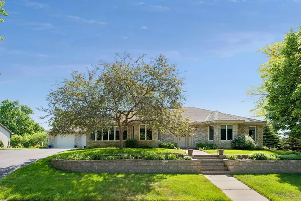 $549,500 | 700 Spruce Drive, Hudson, WI 54016