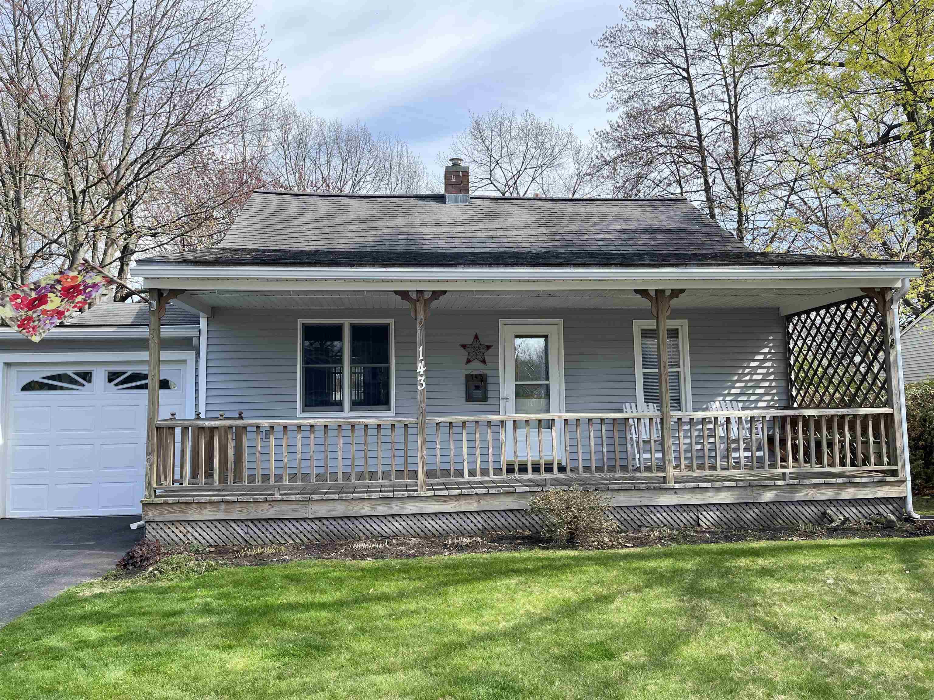 143 Woodbury Road Burlington, VT 05408 - Photo 1 of 32 Gallery Image 1