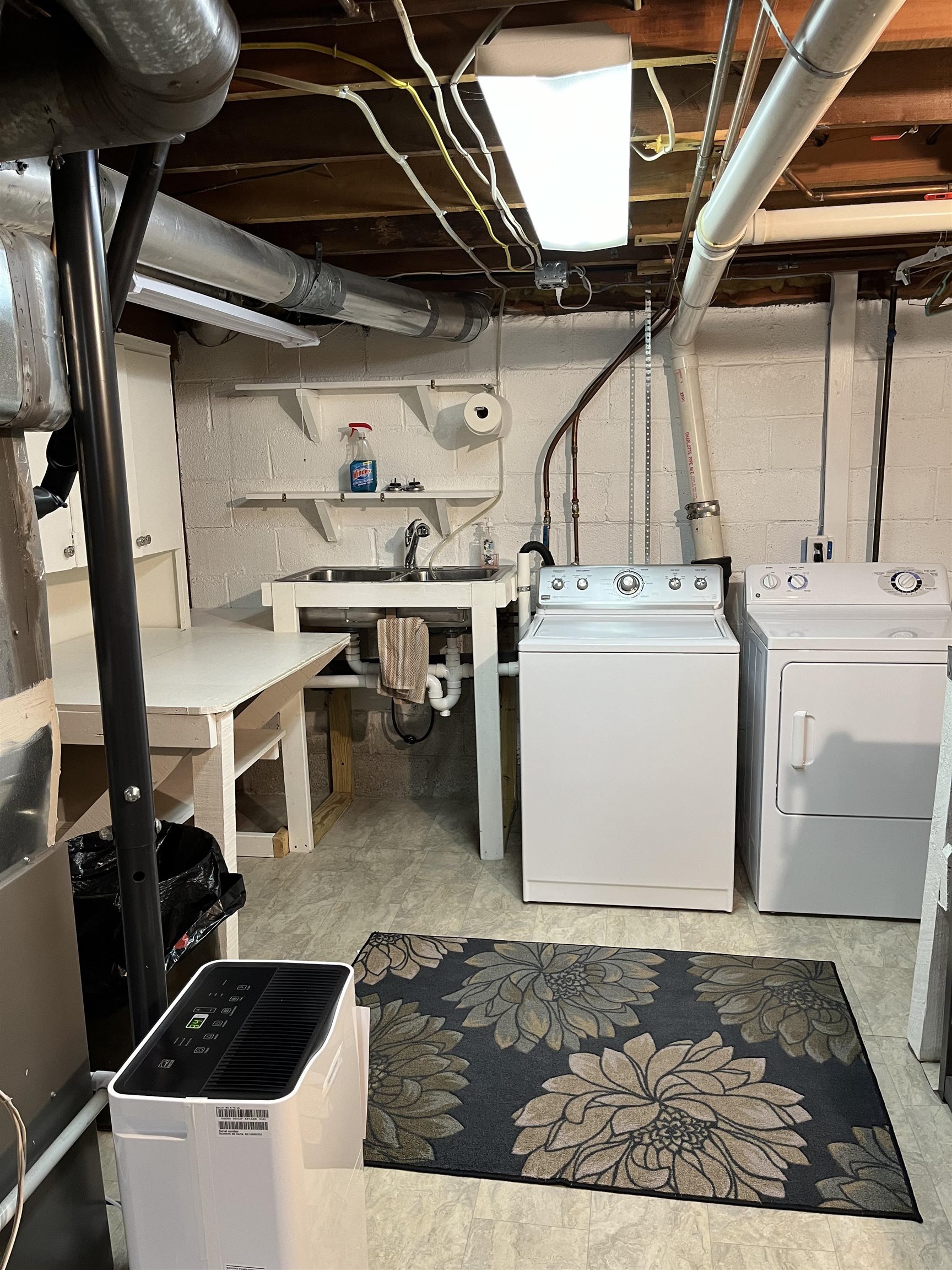 143 Woodbury Road Burlington, VT 05408 - Photo 18 of 32 Gallery Image 18