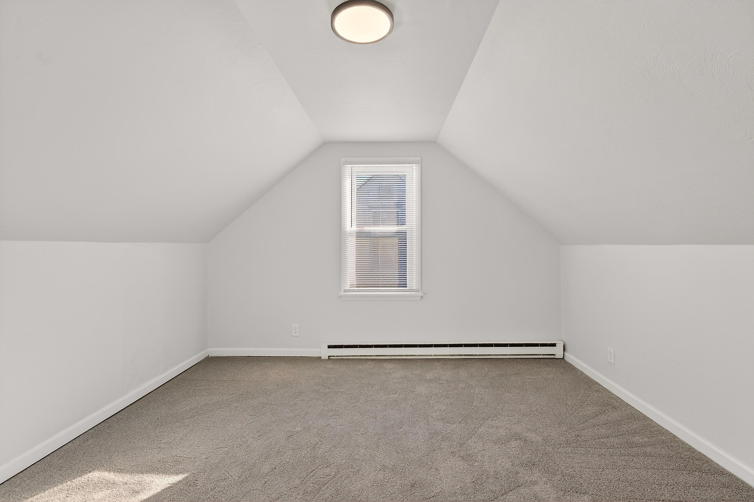 4545 North 45th Street Milwaukee, WI 53218 - Photo 14 of 32 Master Bedroom