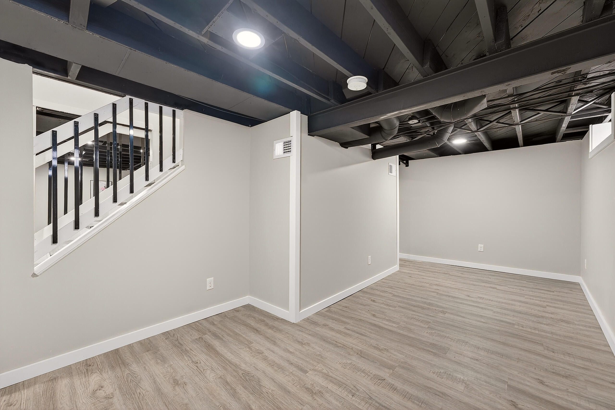 4545 North 45th Street Milwaukee, WI 53218 - Photo 23 of 32 Rec Room