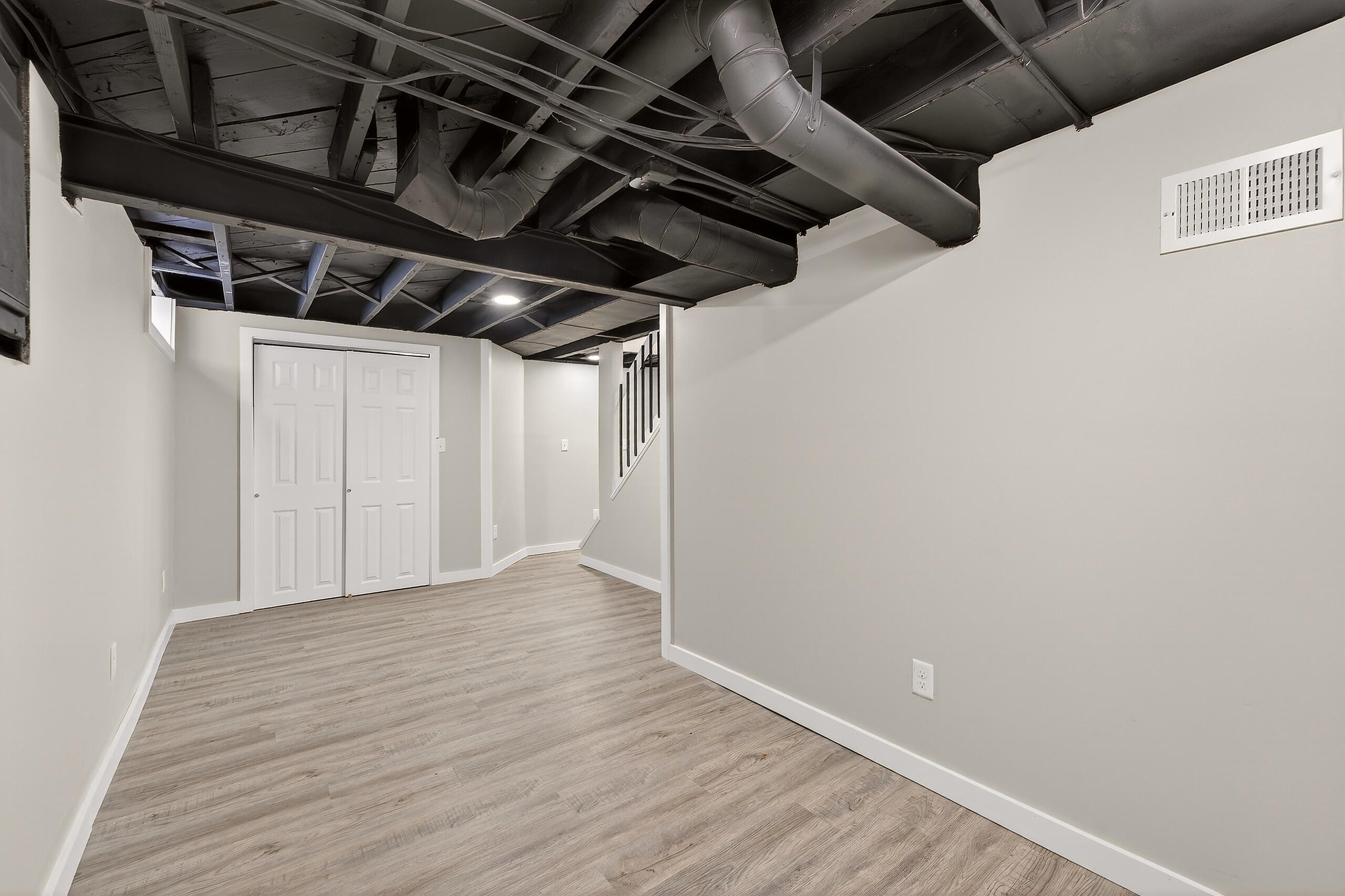 4545 North 45th Street Milwaukee, WI 53218 - Photo 24 of 32 Rec Room