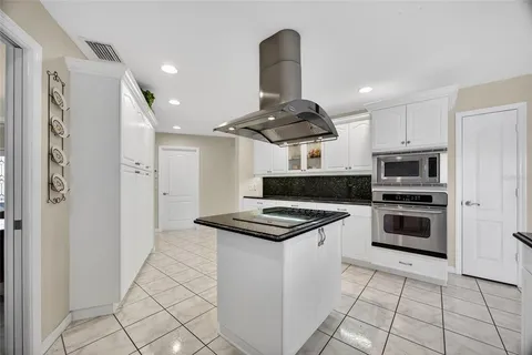 $675,000 | 4075 Turtle Dove Circle, Punta Gorda, FL 33950