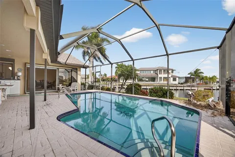 $675,000 | 4075 Turtle Dove Circle, Punta Gorda, FL 33950