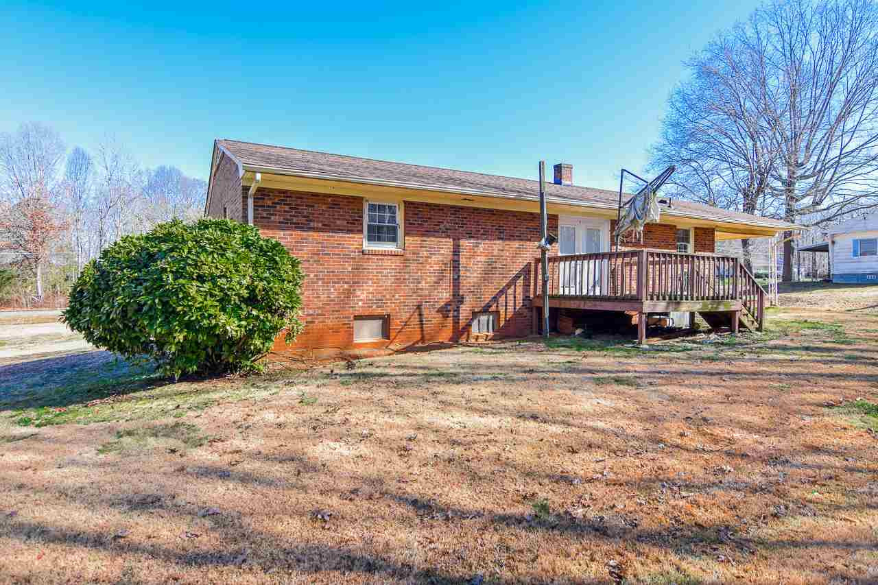122 Henderson Road Roxboro, NC 27573 - Photo 11 of 27 Photo 11