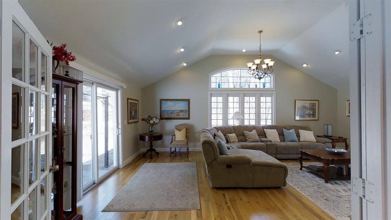 185 Sewall Road Wolfeboro, NH 03894 - Photo 13 of 39 Gallery Image 13