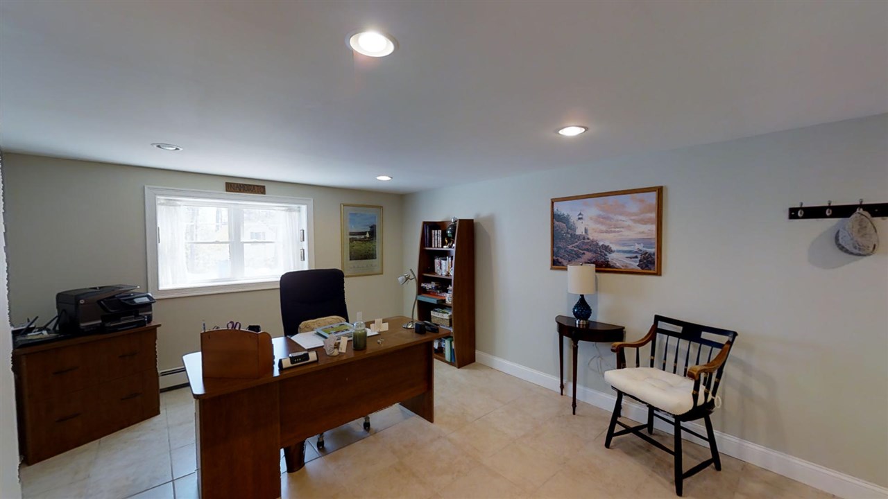 185 Sewall Road Wolfeboro, NH 03894 - Photo 18 of 39 Gallery Image 18