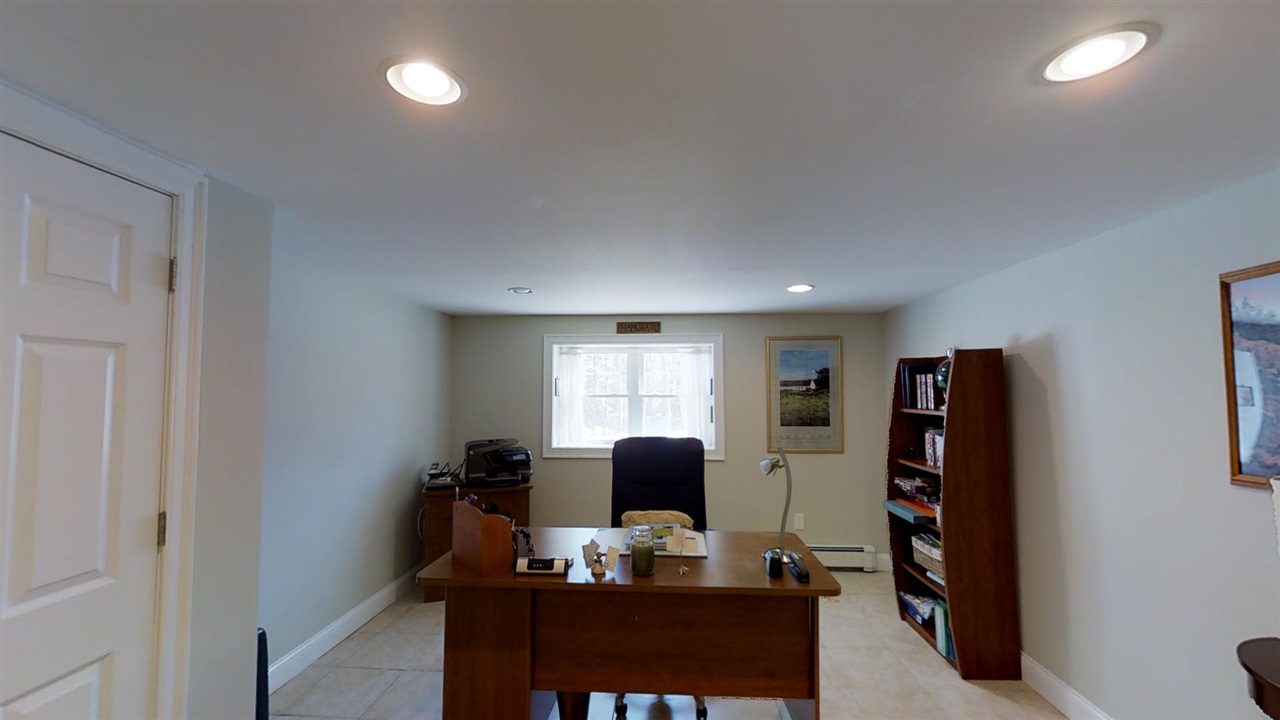 185 Sewall Road Wolfeboro, NH 03894 - Photo 19 of 39 Gallery Image 19